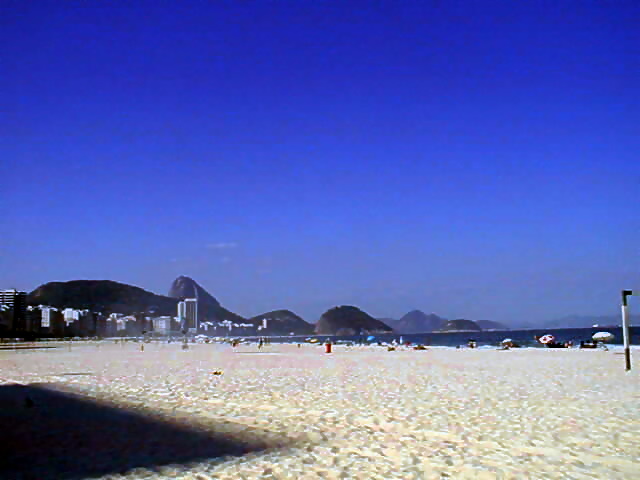 Copacabana Beach Rio de Janeiro © Ari Oliveira - Guide Rio de Janeiro